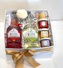 Load image into Gallery viewer, Honey Bee Gift Box